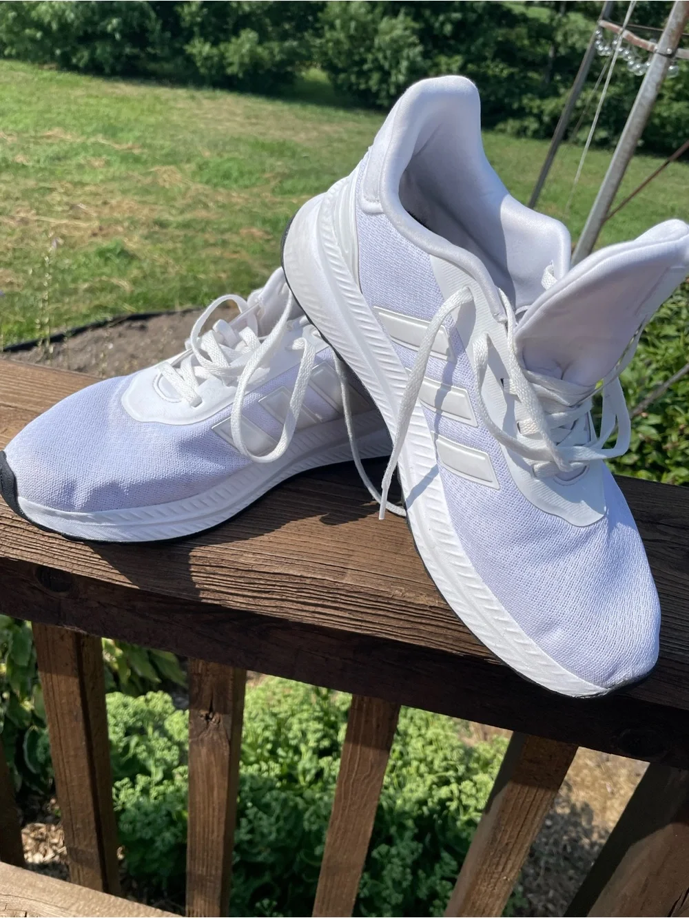 Adidas Men’s CloudFoam Athletic Shoes White size 11